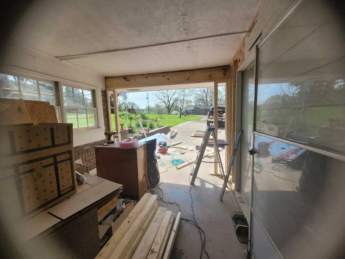 Air movers and dehumidifier for Water Mitigation Services in Cherokee